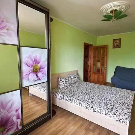 Babylon Apartments On Kievskaya Street Rivne Esterno foto